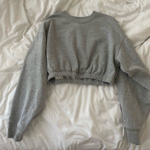 Alo Yoga Devotion Pullover